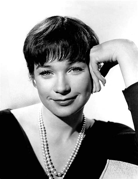 shirley maclaine height and weight